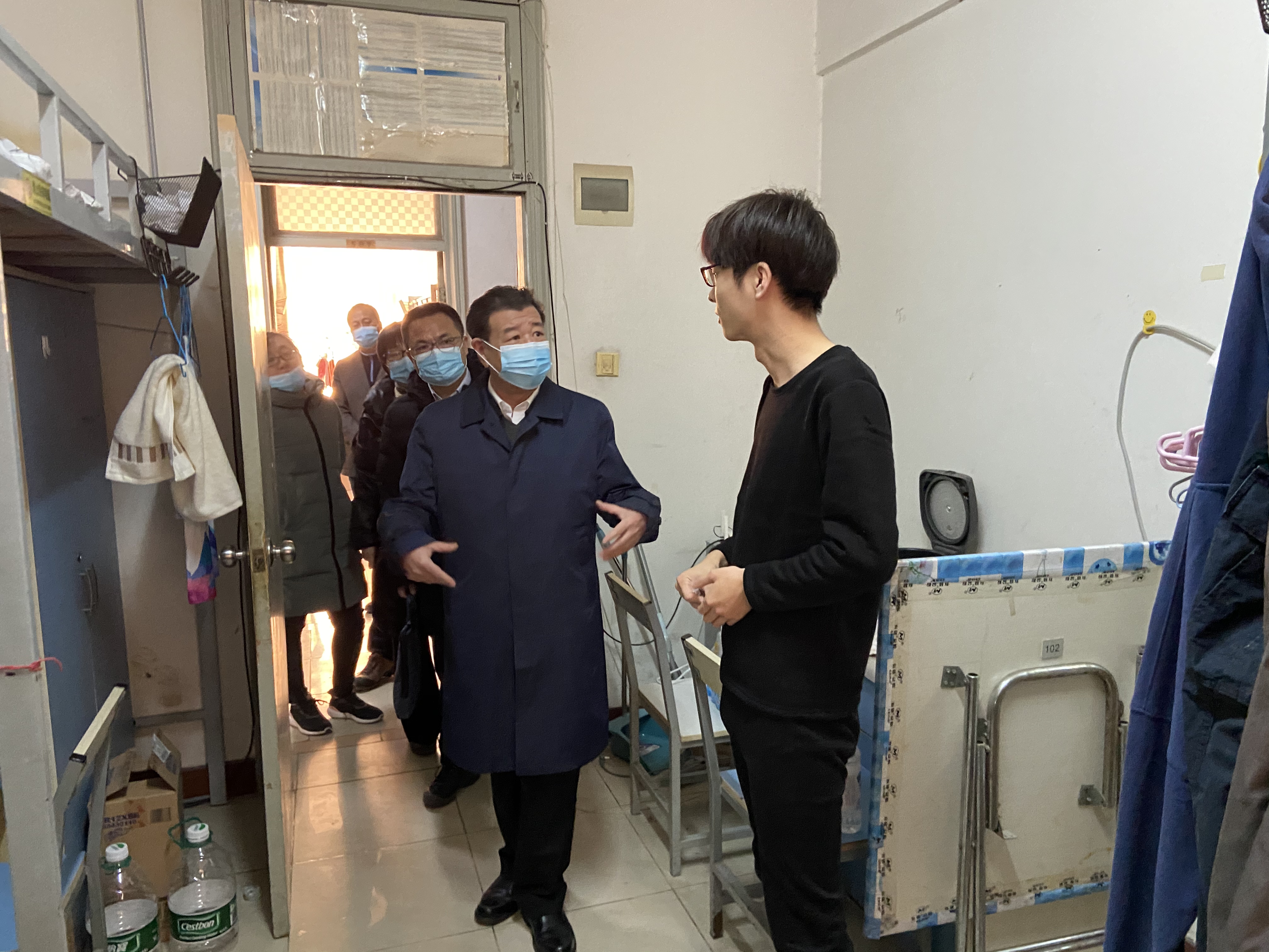 六合彩特码
集团副总经理王臣到北太研究生公寓调研