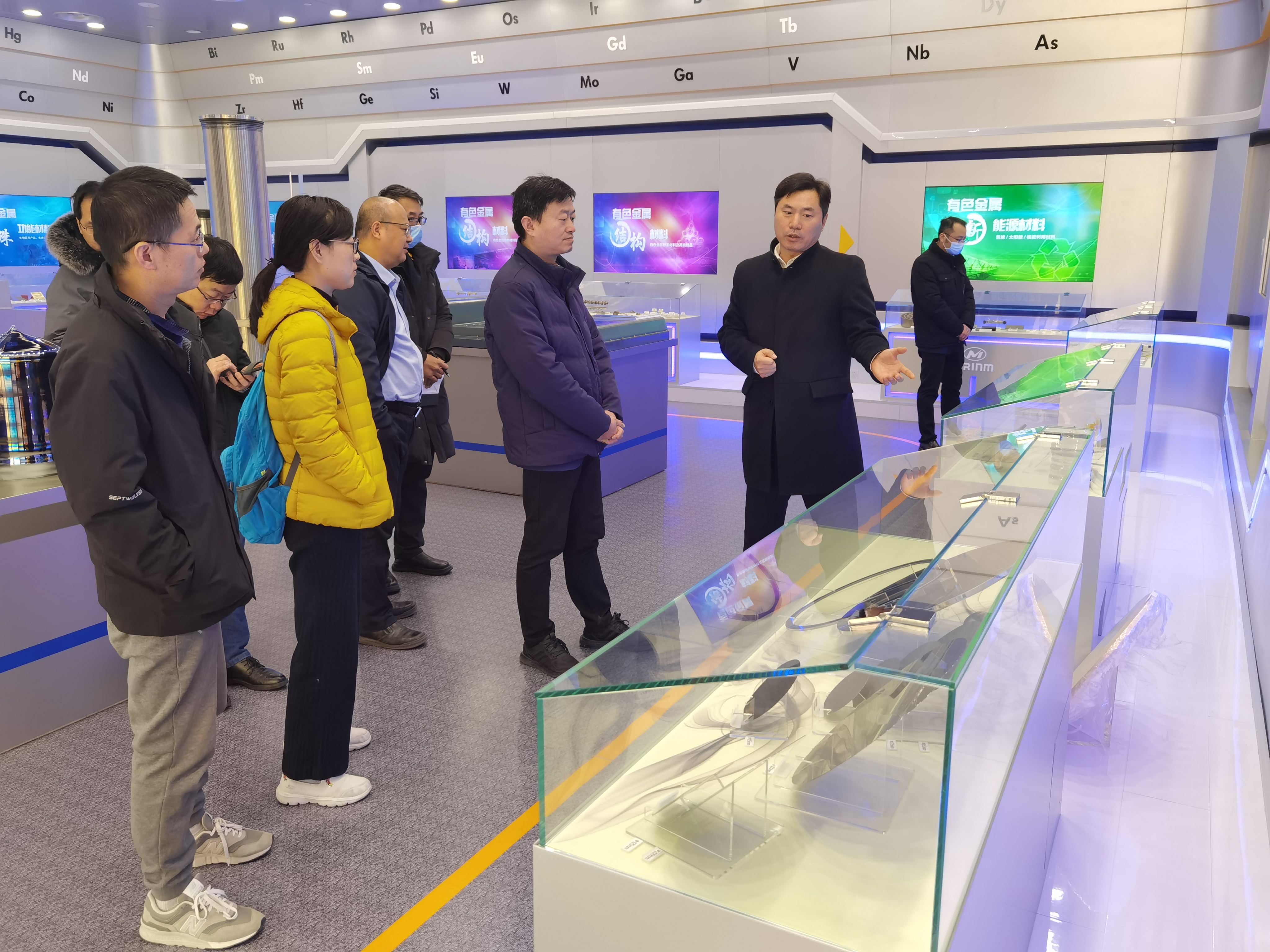 北京市经济和信息化局党组成员、副局长彭雪海一行到六合彩特码
集团怀柔科创园调研交流