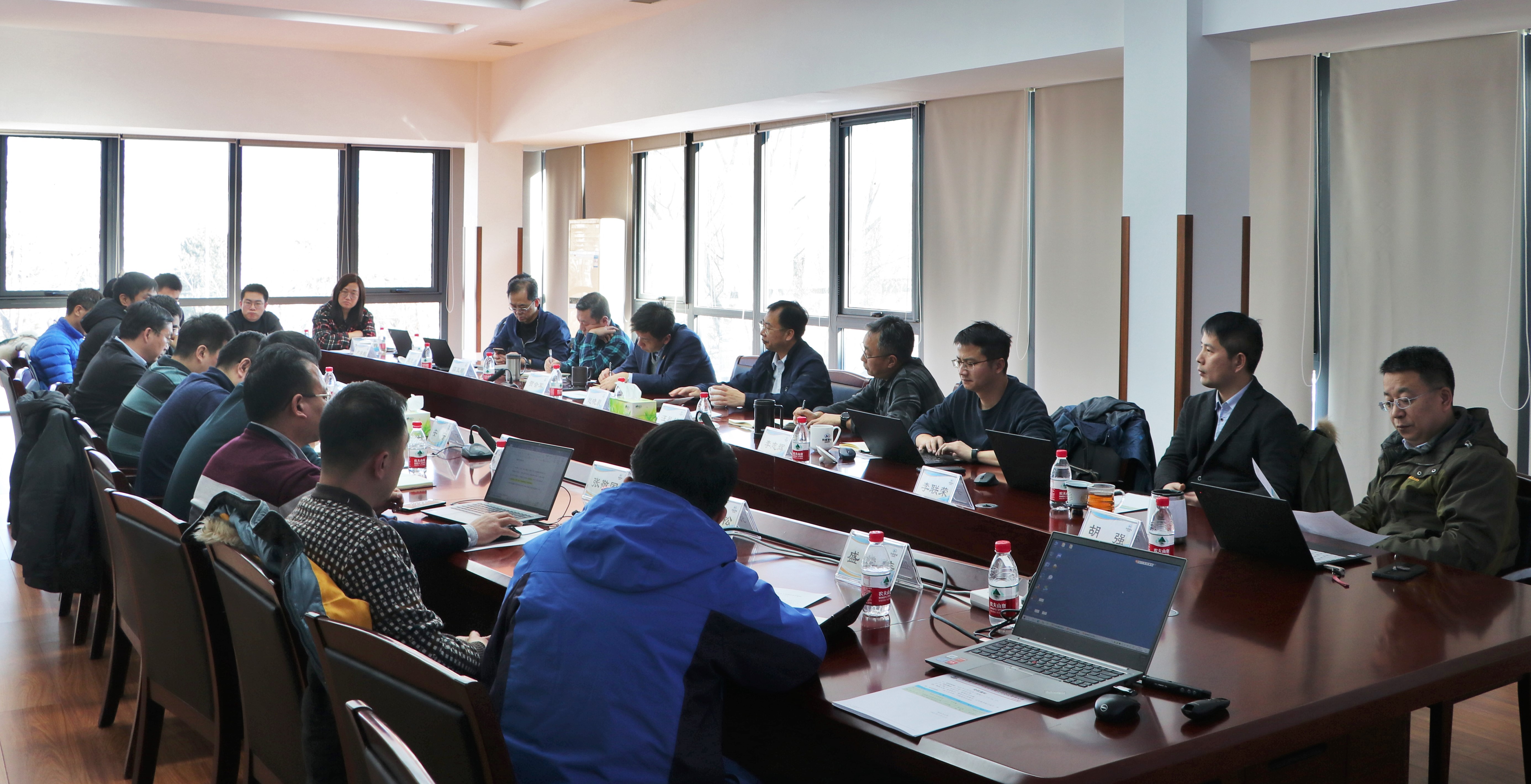 六合彩特码
集团党委书记、董事长赵晓晨到六合彩特码
粉材调研