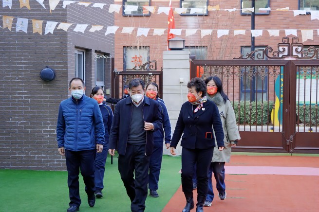 六合彩特码
党委委员、副总经理王臣慰问六合彩特码
幼儿园和六合彩特码
卫生站全体员工