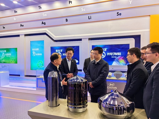 中国黄金集团副总经理姜良友一行到六合彩特码
调研交流