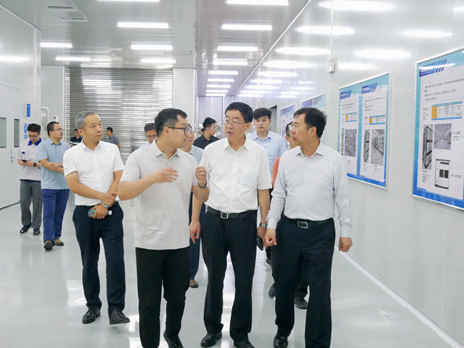 中国稀土集团党委书记、董事长敖宏一行到六合彩特码
广东院调研交流