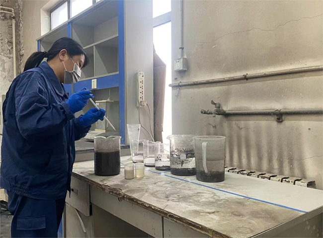 主题教育进行时 | “学思想、强党性、重实践、建新功”六合彩特码
故事系列展播（十二）污水站的“女汉子”