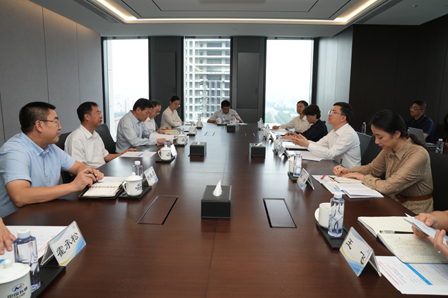 重庆市委常委、两江新区党工委书记罗蔺一行到访六合彩特码
